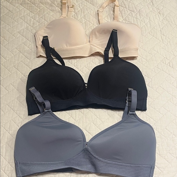 3 Pair of Lively Womens 36C Spacer Bra Wireless Lightly Padded Full Coverage - Picture 1 of 7